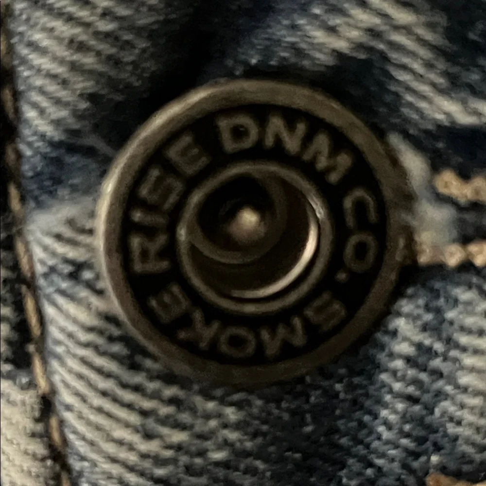 Smoke Rise Distressed Rip Repair Light Blue Men’s Jeans Sz 36x34 Streetwear Edgy - Picture 3 of 12